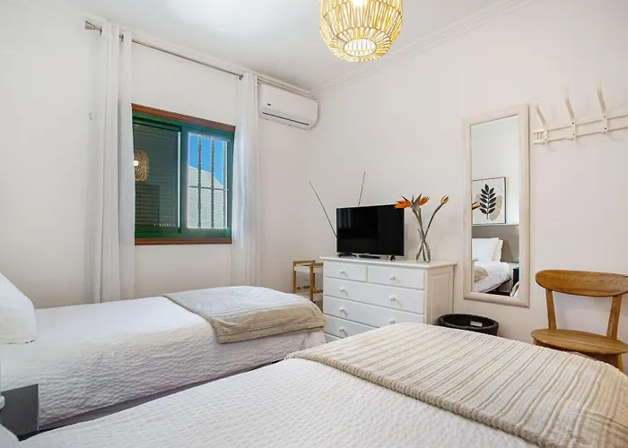 Piscina Climatizada * La Hidalga