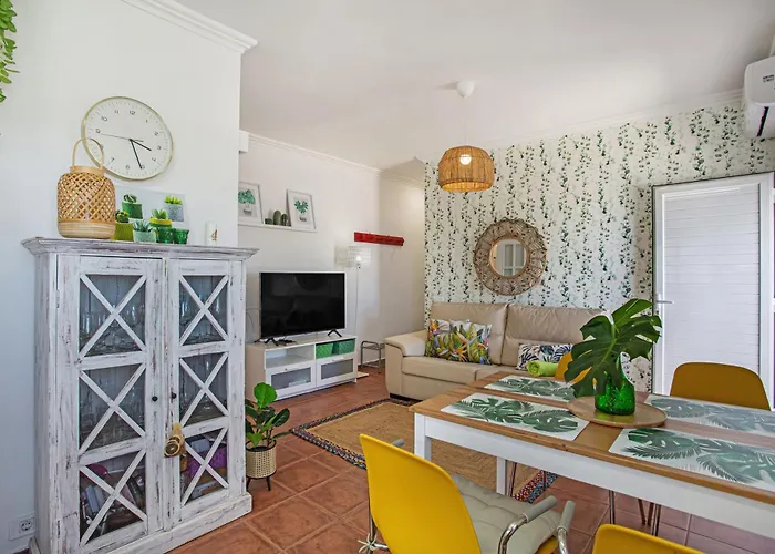 Holiday home Piscina Climatizada