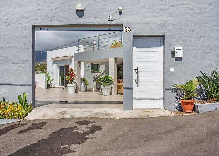 Piscina Climatizada La Hidalga